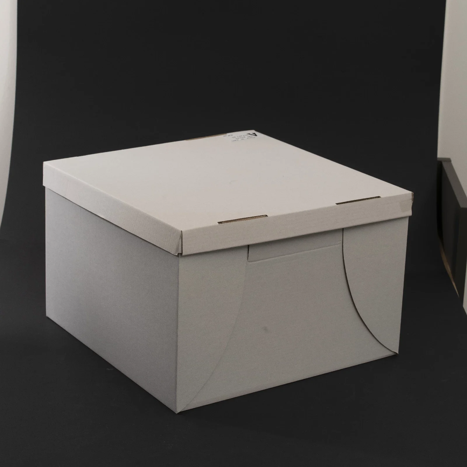 kutija za tortu bez prozora