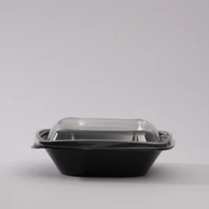 crna kvadratna posuda